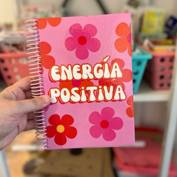 Cuaderno de hojas rayadas