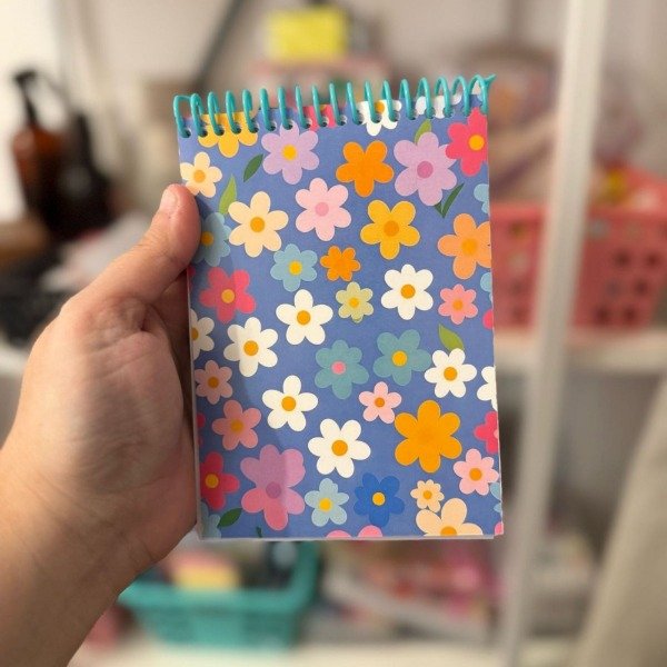 Block anillado tamaño A6 [hojas rayadas] - Diseño de tapa: Flores de colores