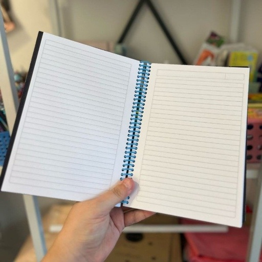 Cuaderno de hojas rayadas